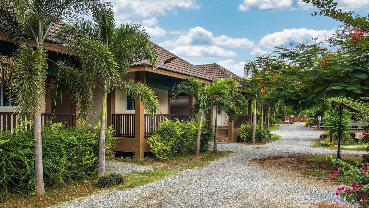 Bantung Resort Сукотай Екстериор снимка