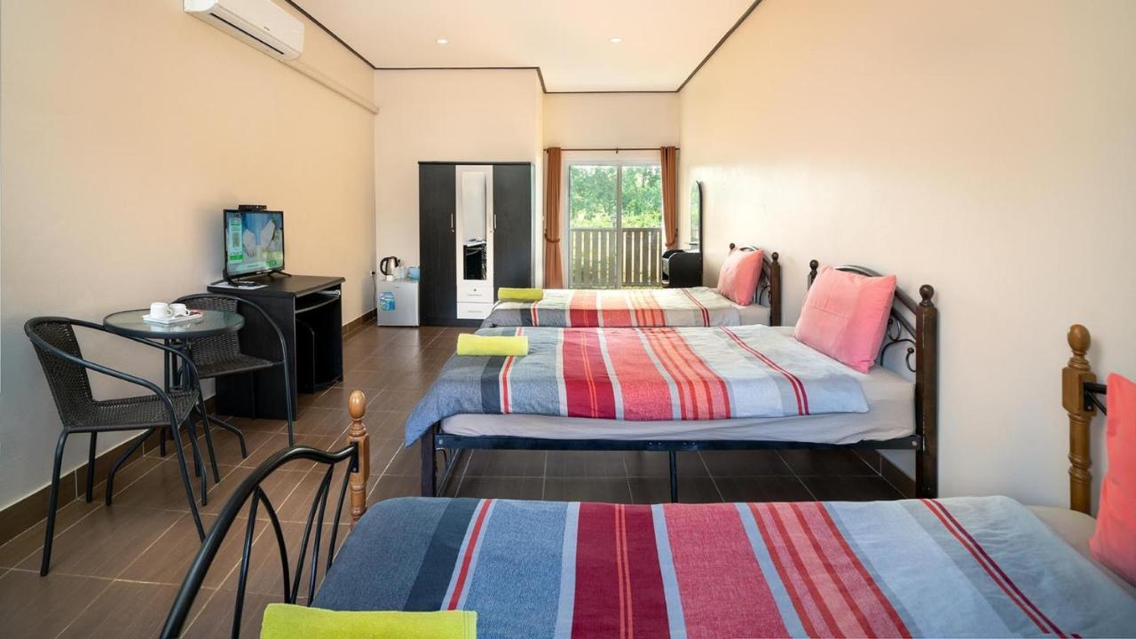 Bantung Resort Сукотай Екстериор снимка